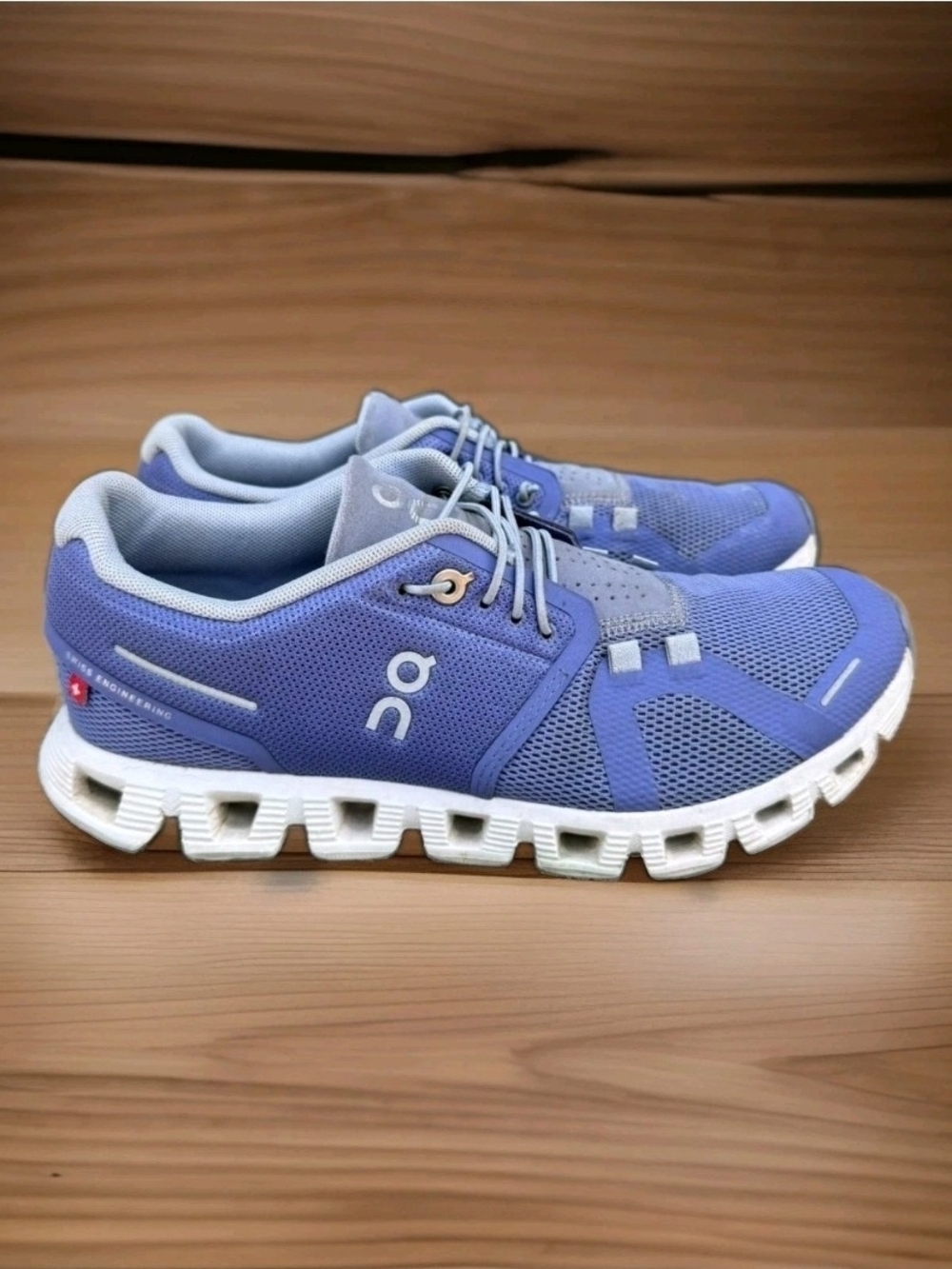On Running Cloud Women’s Lightweight Blue Running Shoes